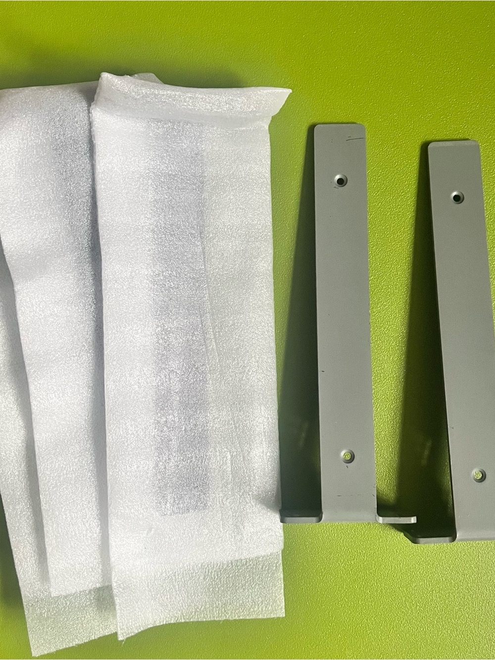 Heavy Duty Metal Shelf Brackets - (3) Black & (2) Grey